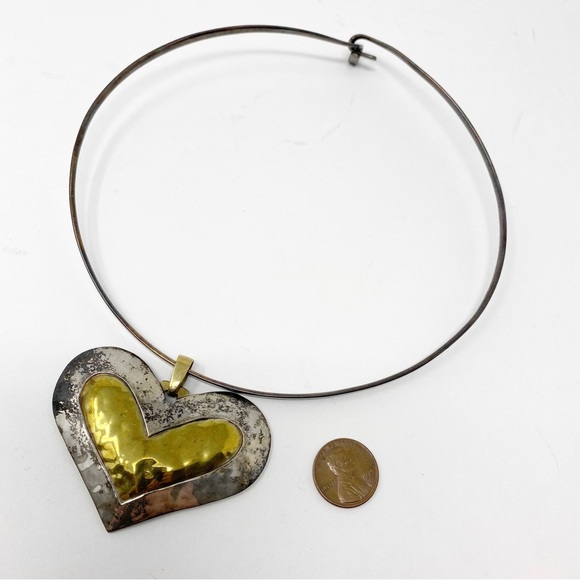 693 Vintage Jeep Collins JBC sterling Silver and Brass Heart Pendant with a Silv - Picture 4 of 11